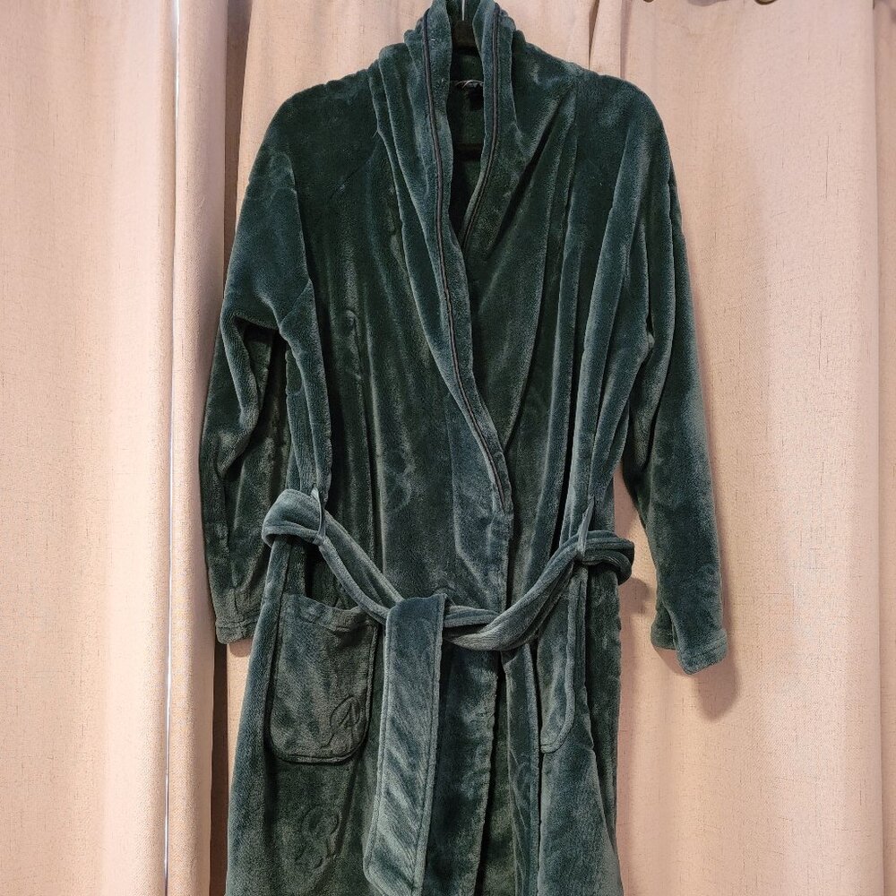 vitoria's secret bathrobe